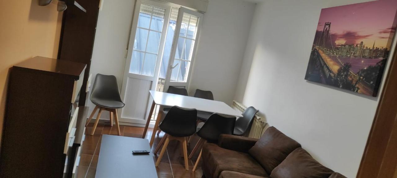 Tin Apt Apartman Lugo Kültér fotó